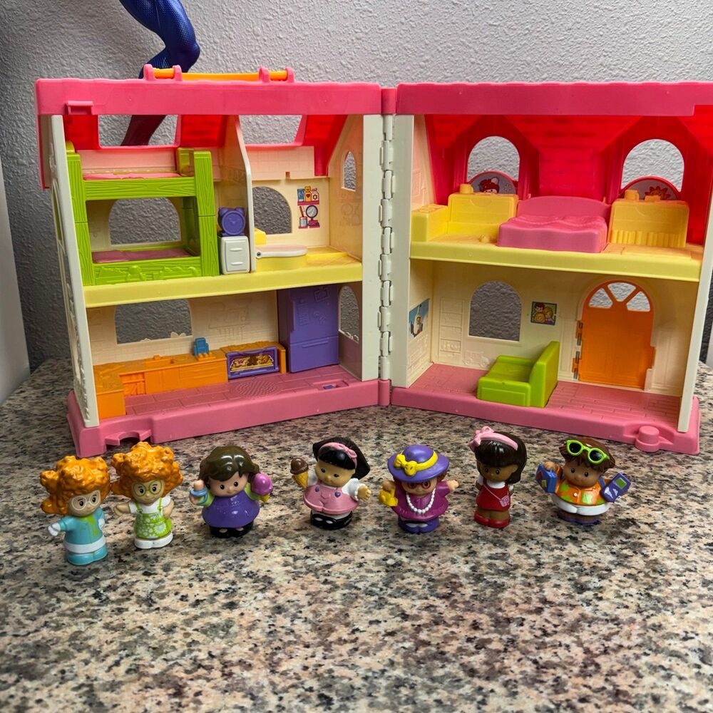 Fisher Price 2015 Little People Pink Doll House Play Set W/ 7 Figures - Picture 5 of 10